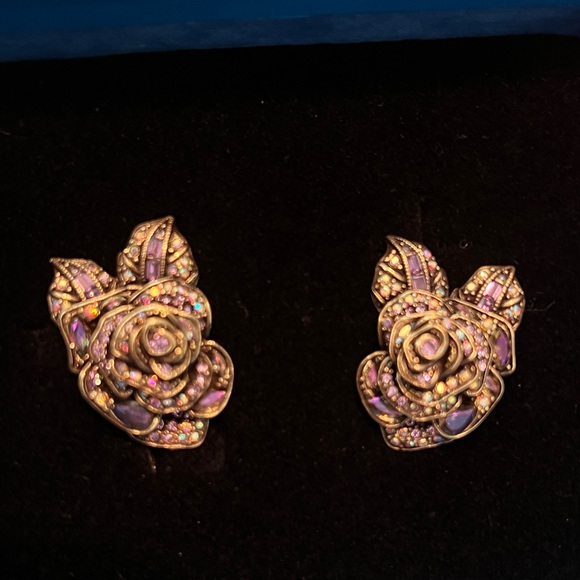 Heidi Daus "Enchanted Beauty” crystal earrings violet/purple pierced NIB - Picture 7 of 9